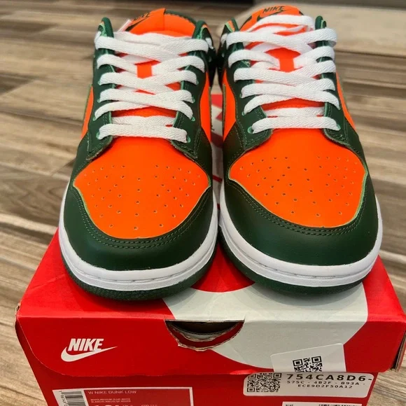 Nike Dunk Low Miami Hurricanes Gorge Green Total Orange Men's Size 9 - Picture 3 of 7